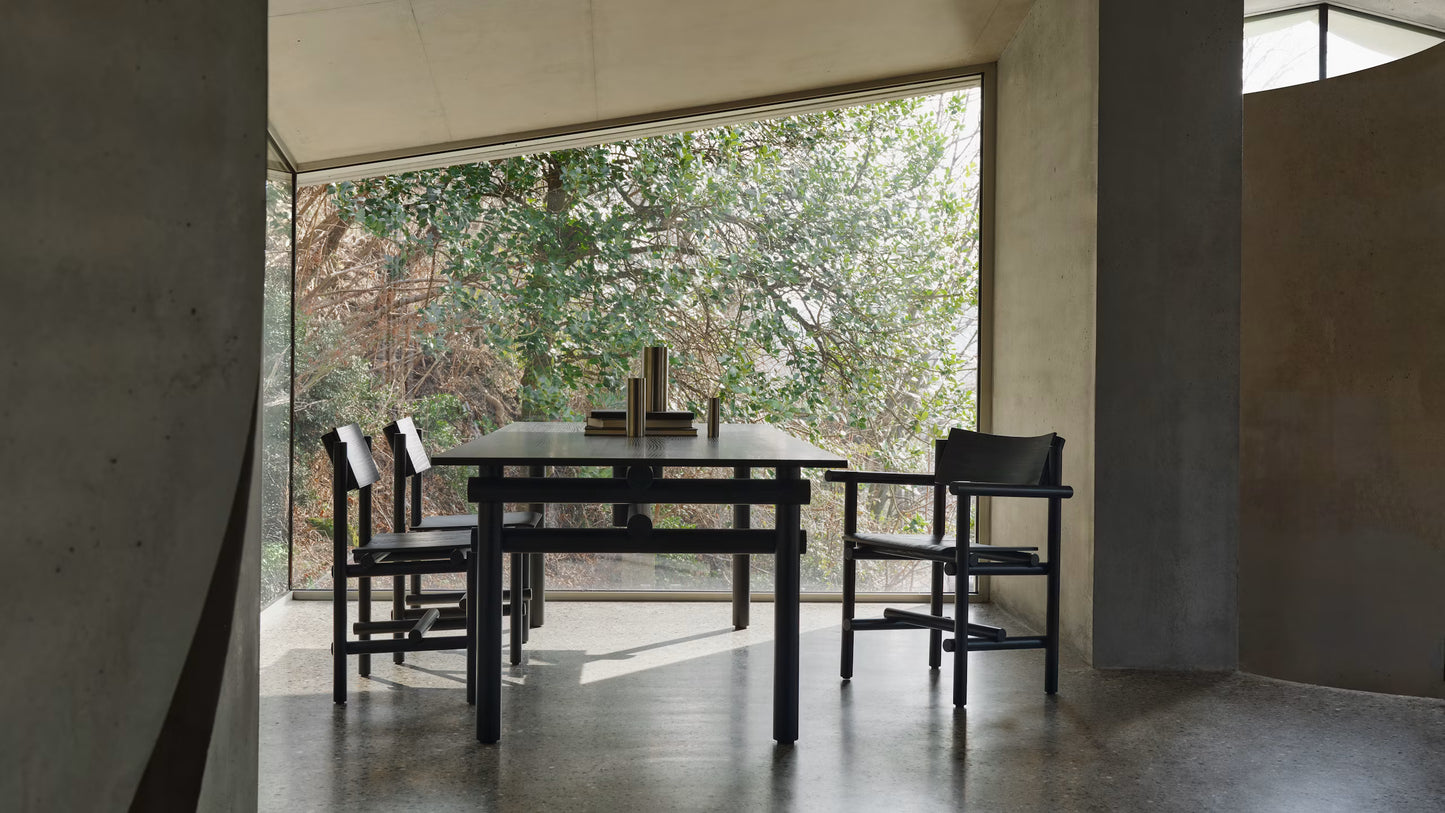 MUECKE Dining Table by Jonathan Muecke
