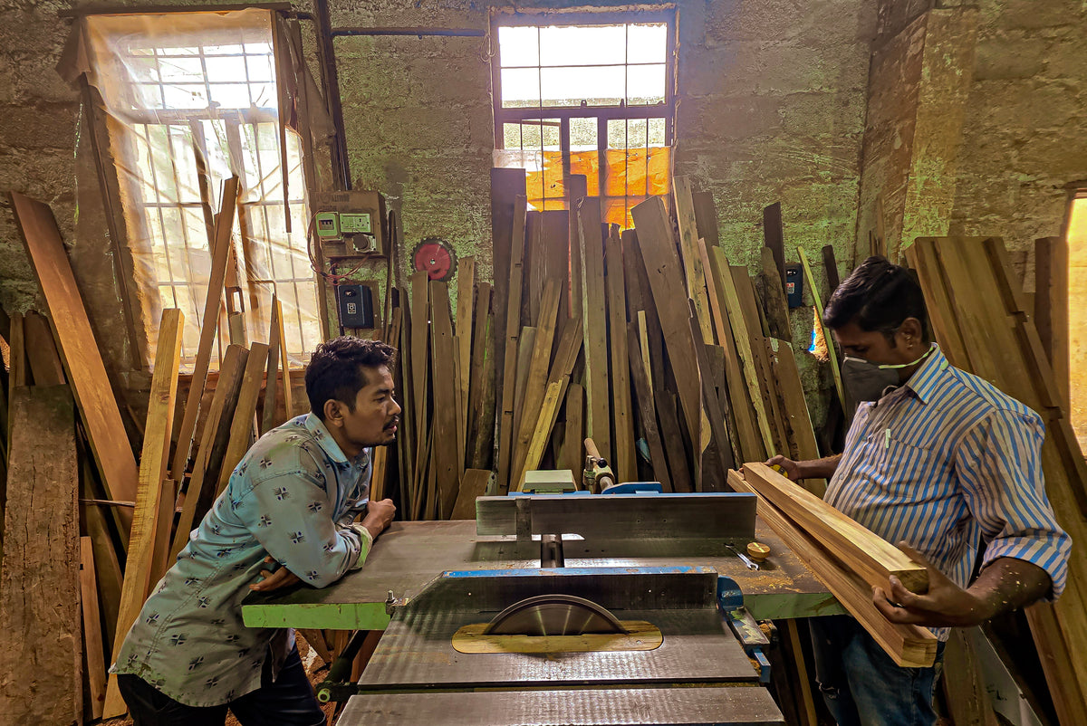 BESPOKE & CUSTOM WOODWORK