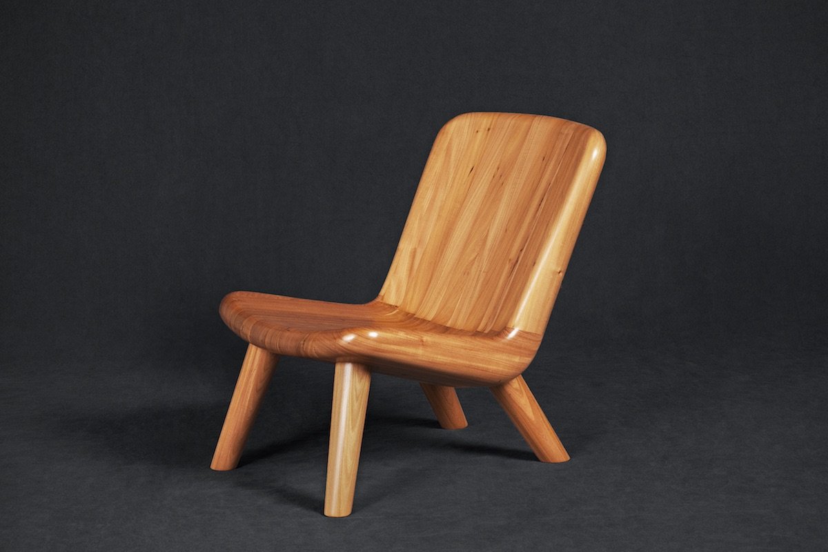 Pindá Lounge Chair front view with shaped arms and seat; original reclaimed perobinha do campo design reference