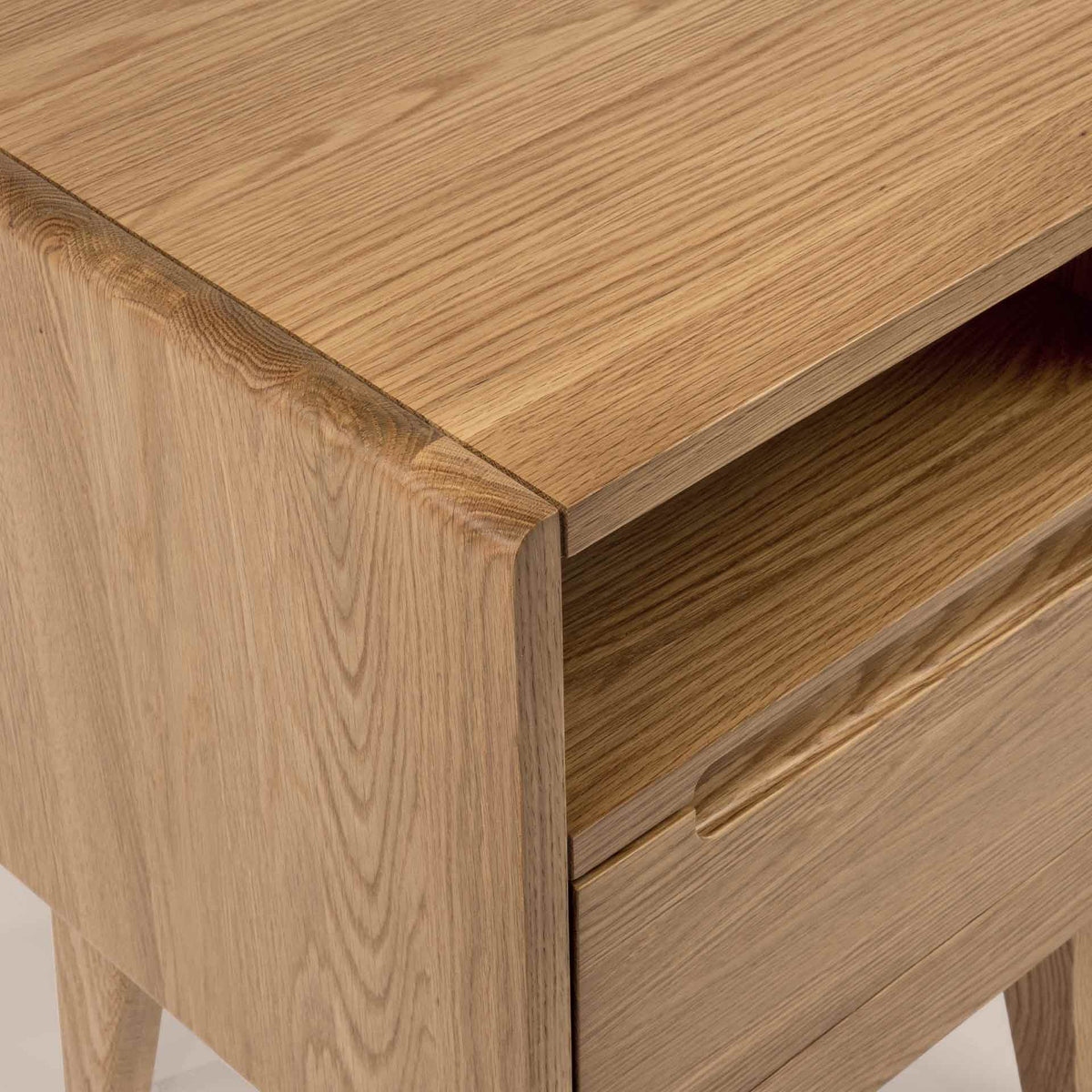 Caisson Side Table original design reference by Moss Design, view 3