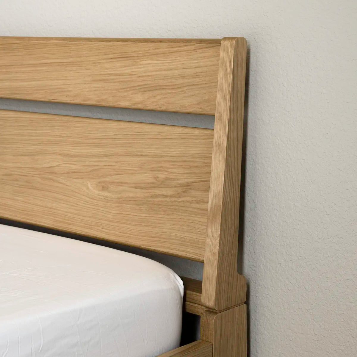 Cassa Bed original design reference by Moss Design, view 2