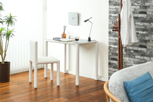 coa Desk: Overall design reference; original design reference, not Gulmohar teak finish