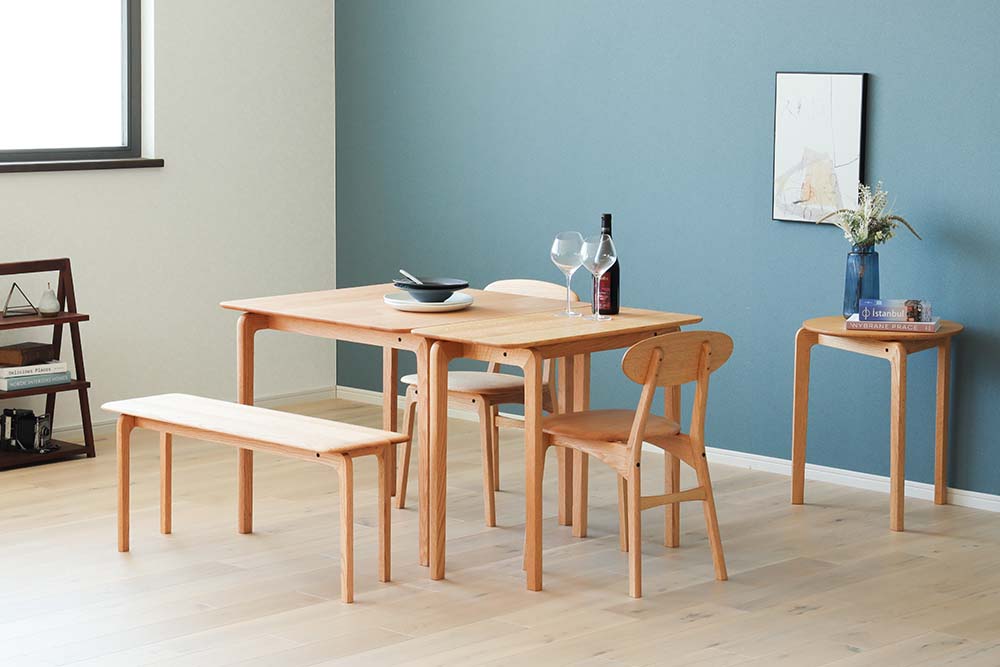 LISCIO Desk: Alternate design reference; original design reference, not Gulmohar teak finish