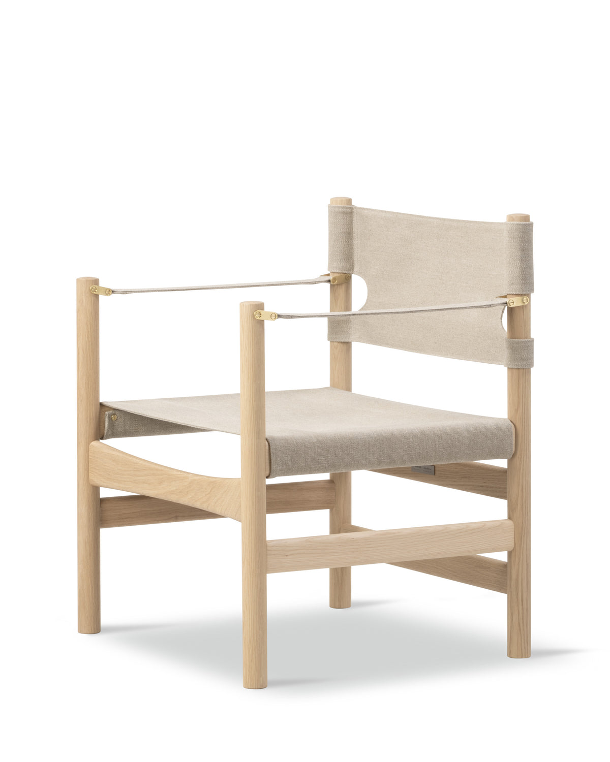 Canvas 21 Chair, reference view 2. Fredericia design photograph; Gulmohar wooden components made in teak.