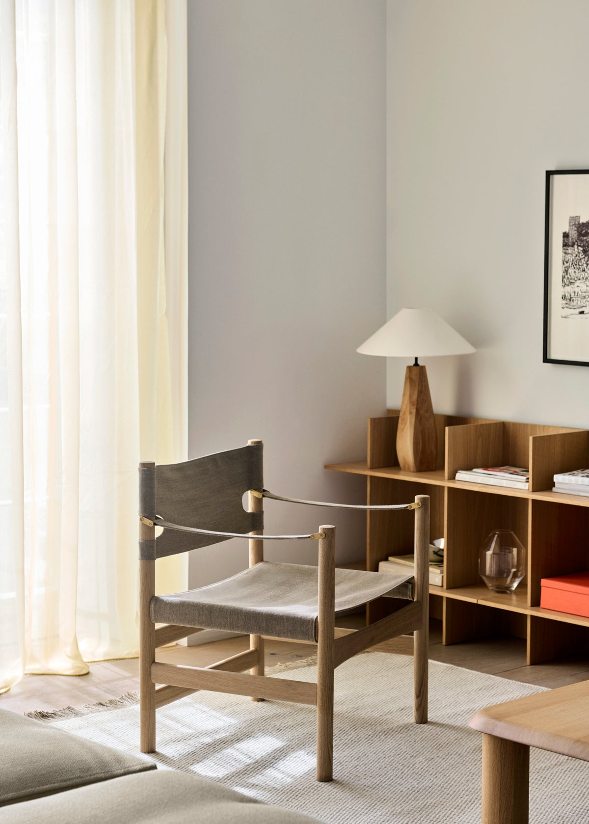 Canvas 21 Chair, reference view 3. Fredericia design photograph; Gulmohar wooden components made in teak.