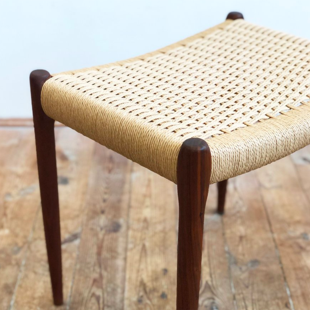 Original J.L. Møller Model 80A design reference — seat and corner detail. Source: BLU KAT. Custom Gulmohar teak version may differ.