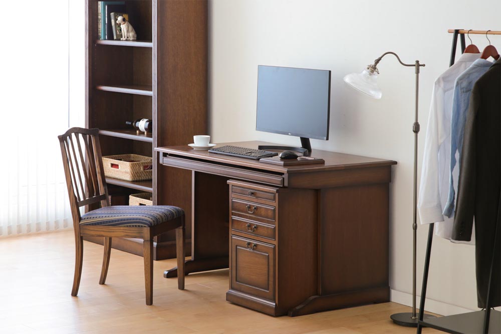 Brooks PC desk: Overall design reference; original design reference, not Gulmohar teak finish