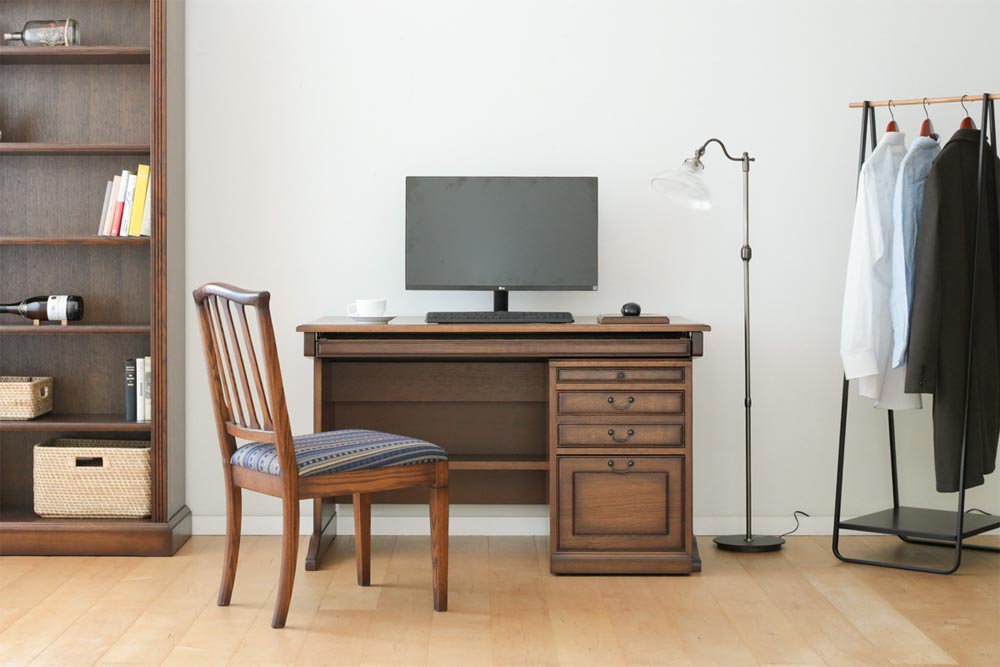 Brooks PC desk: Alternate design reference; original design reference, not Gulmohar teak finish