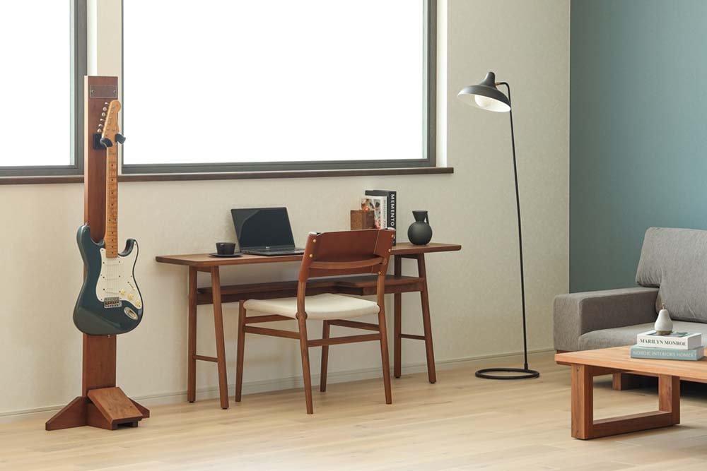 POD Back Desk: Overall design reference; original design reference, not Gulmohar teak finish