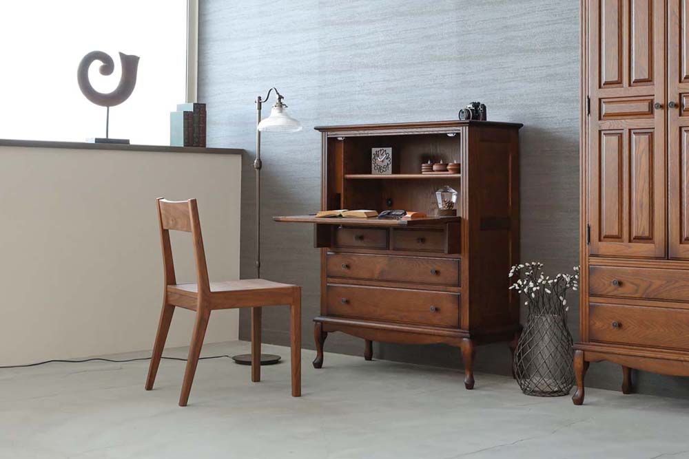 Campanula Writing board: Overall design reference; original design reference, not Gulmohar teak finish