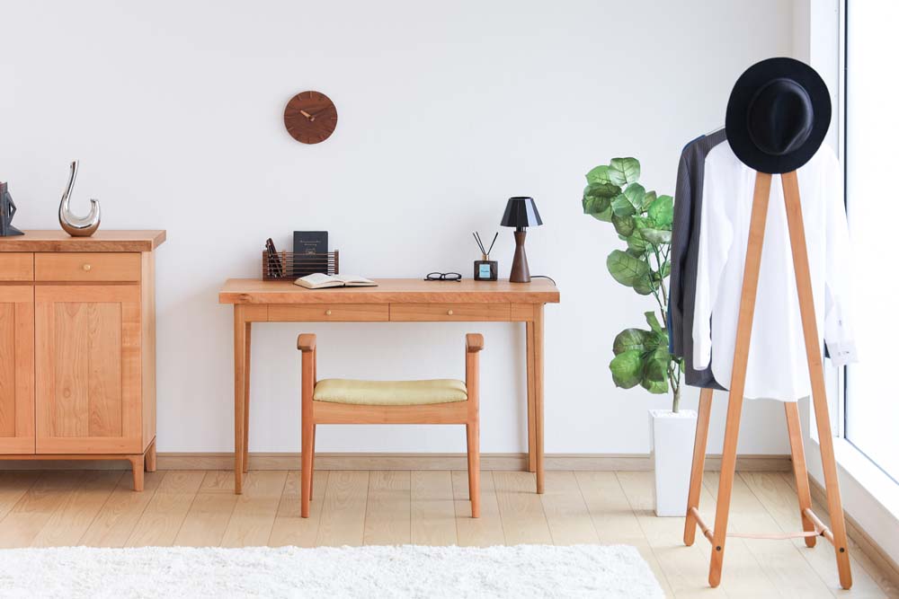 Biruta Writing Desk: Overall design reference; original design reference, not Gulmohar teak finish